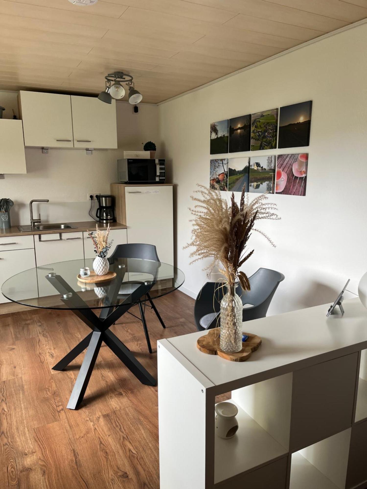 Fewo Haus Hutzelbuck in idyllisch-grüner Lage nähe AN Ansbach Exterior foto