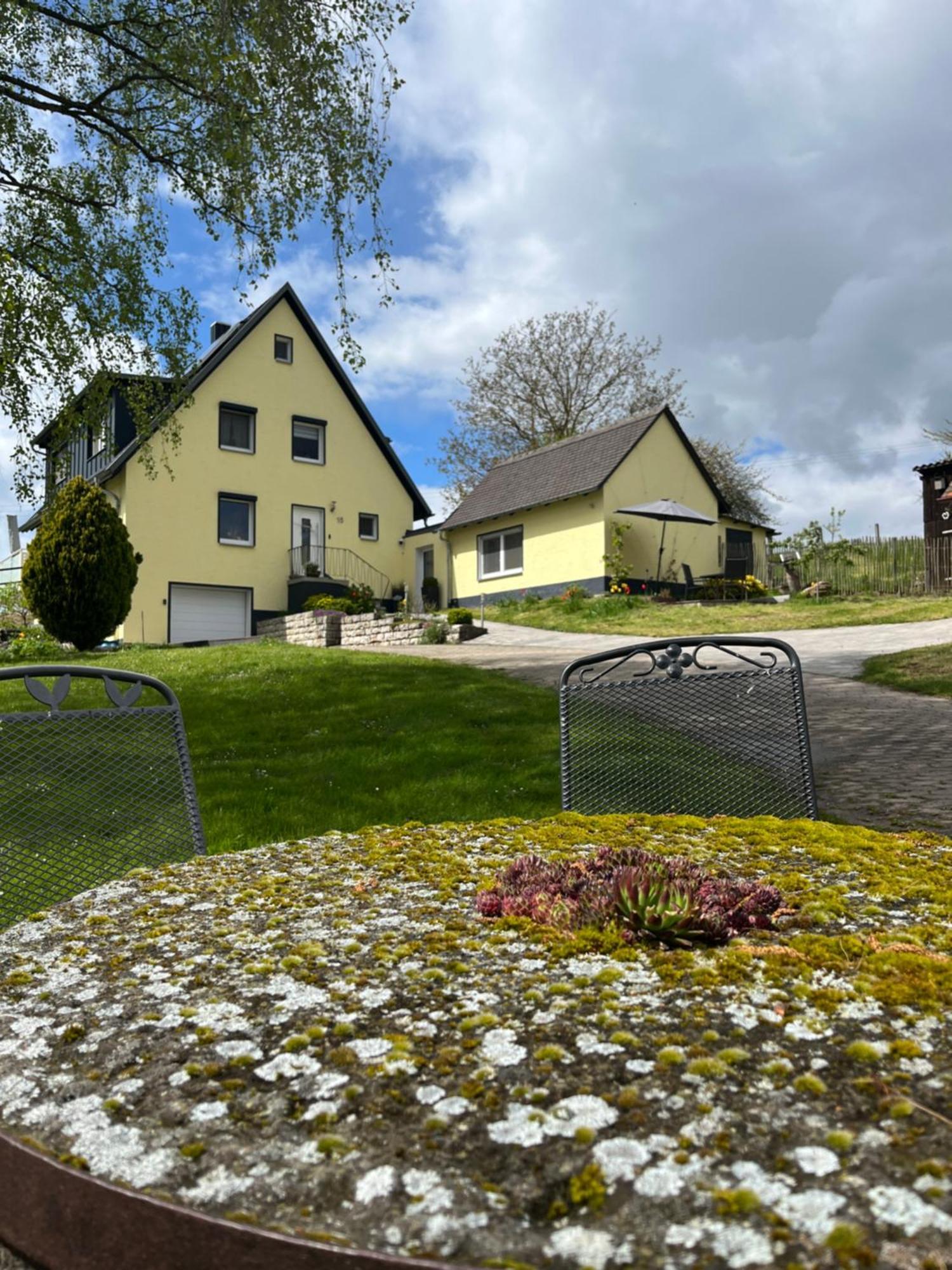 Fewo Haus Hutzelbuck in idyllisch-grüner Lage nähe AN Ansbach Exterior foto